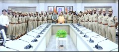 सीएम योगी ने की नव नियुक्त 34 डीएसपी अधिकारियों से मुलाकात