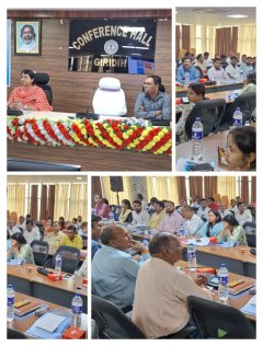 उपायुक्त के निर्देशानुसार बेटी बचाओ बेटी पढ़ाओं अभियान के तहत बाल सुरक्षा तंत्र को सुदृढ़ करने जैसे मुद्दों पर गिरिडीह व डुमरी अनुमंडल के सभी पंचायत सचिवों के साथ एकदिवसीय प्रशिक्षण कार्यक्रम का हुआ आयोजन ----