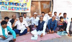 राजभवन के समक्ष विस्थापितों का अनिश्चितकालीन धरना जारी, 13 सूत्री मांगों पर अड़े