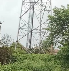 एयरटेल के महंगे रिचार्ज एवं धीमी इंटरनेट व्यवस्था से आम लोग परेशान