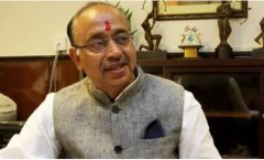 अपनी ही BJP सरकार पर भड़के विजय गोयल, अफसरों के कामकाज पर उठाए सवाल