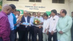 कमिश्नर ने जमुआ अंचल कार्यालय का किया औचक निरीक्षण, भूमि मामलों के त्वरित निष्पादन व पारदर्शिता पर दिया जोर