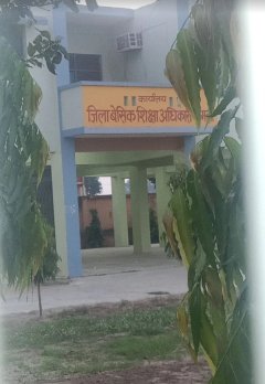 मठाधीश बना प्रधान लिपिक मलाई दार पद छोड़ने को राजी नहीं