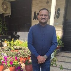हाईकोर्ट का बड़ा आदेश: पुनित अग्रवाल पर दंडात्मक कार्रवाई पर रोक, एटीएस फुटहिल्स मामले में MDDA-वन विभाग से रिपोर्ट तलब