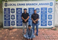 लोकल क्राइम ब्रांच, आनंद ने चोरी के केस में चार साल से फरार आरोपी को गिरफ्तार किया