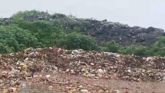 लोहरदगा नगर परिषद का कचरा ग्रामीणों के लिए बना मुसीबत